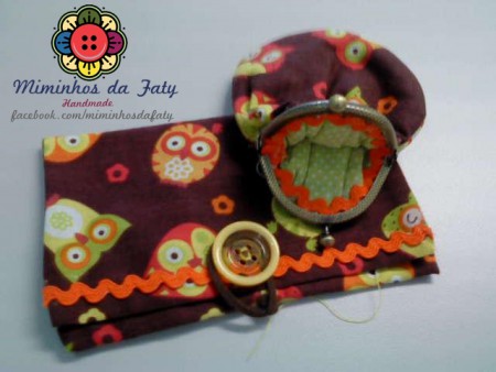 Bolsa higiénica (pensinho e lenços de papel) + Porta Moedas 